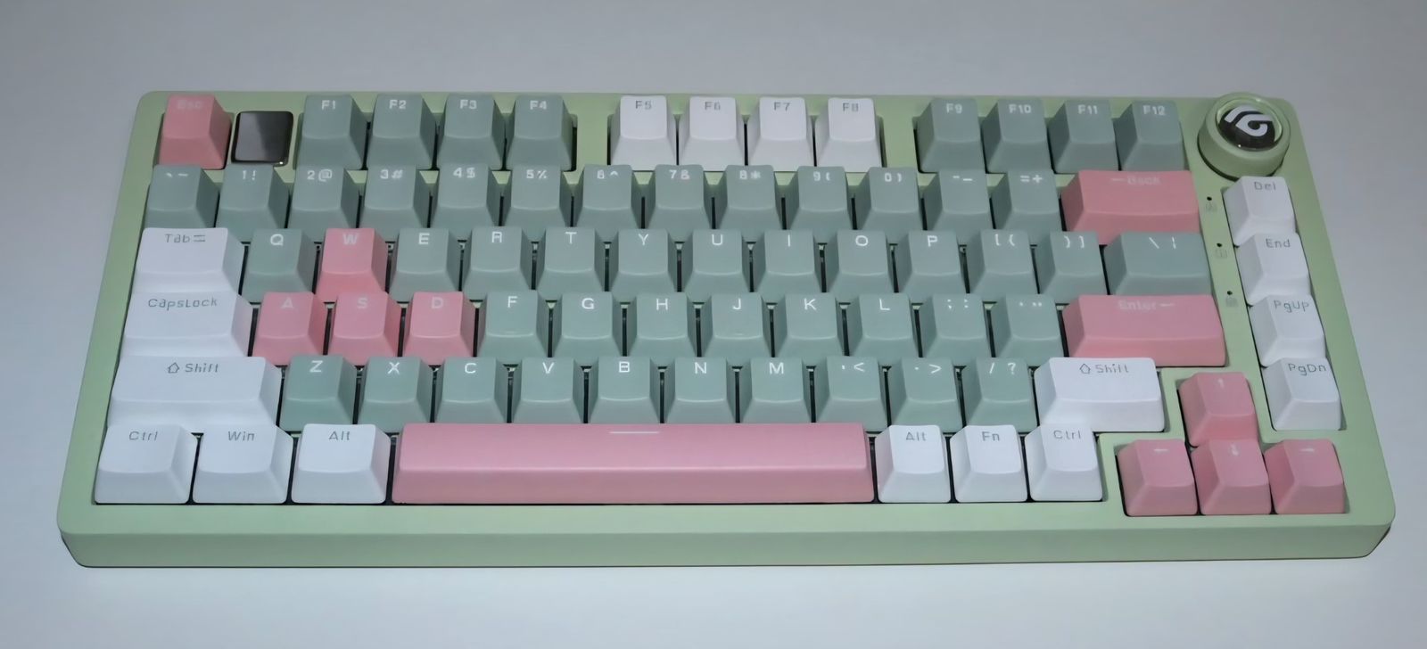 Piece 06 custom keyboard